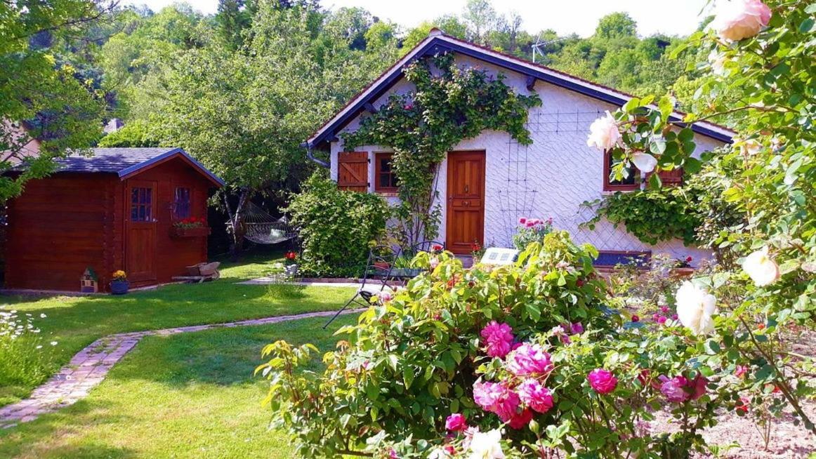 Vila Aux Marguerites Sainte-Genevieve-les-Gasny Exteriér fotografie